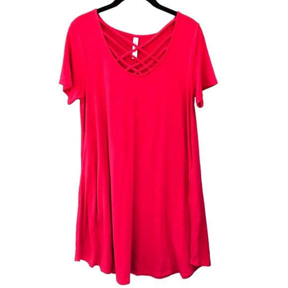 Zenana Large Red Dress T-shirt Swing Pockets Criss Cross Cutout Neckline - Picture 1 of 5